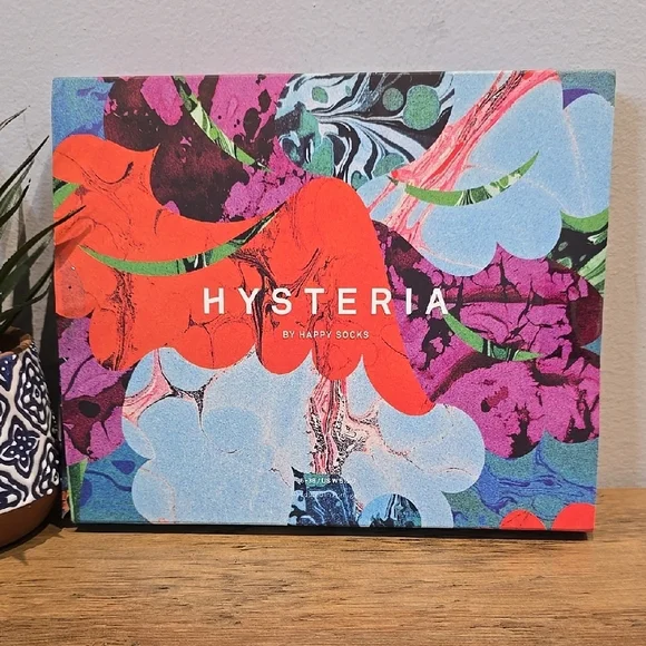Hysteria by Happy Socks - Frida Crew Socks in Silky Viscose​​ - Picture 2 of 12